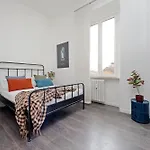 St Peter Giant Apartment