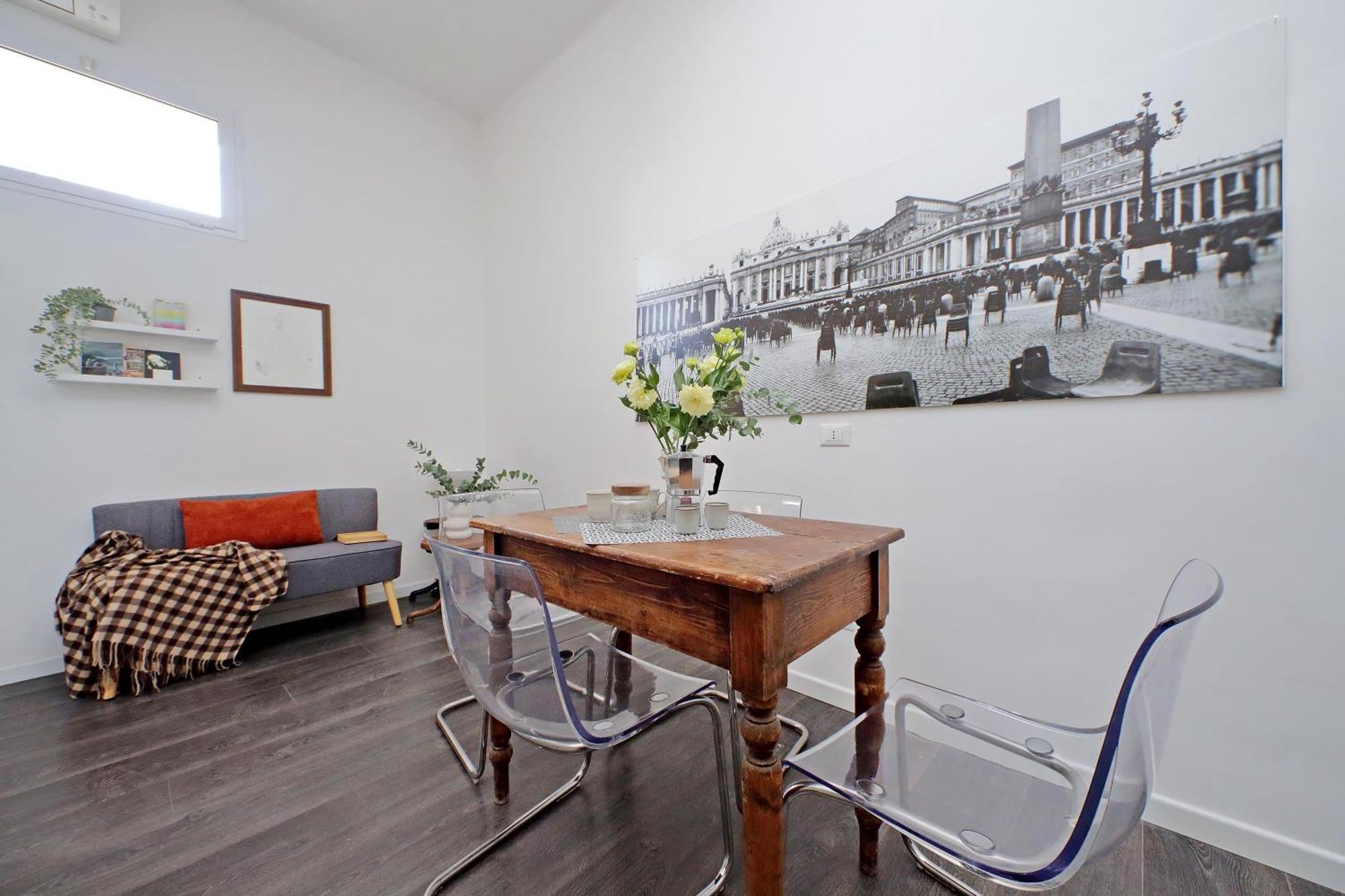 St Peter Giant Apartment